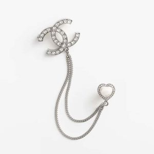 Chanel Women Brooch in Metal & Strass