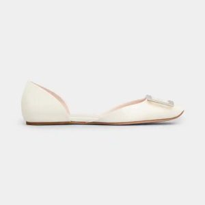 Roger Vivier Women Trompette Dorsay Metal Buckle Ballerinas in Patent Leather-White